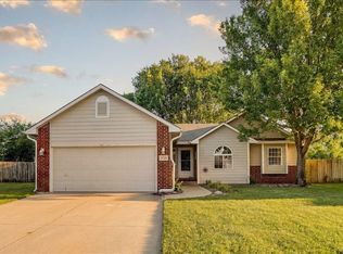 2721 N Stoney Point Ct, Wichita, KS 67205