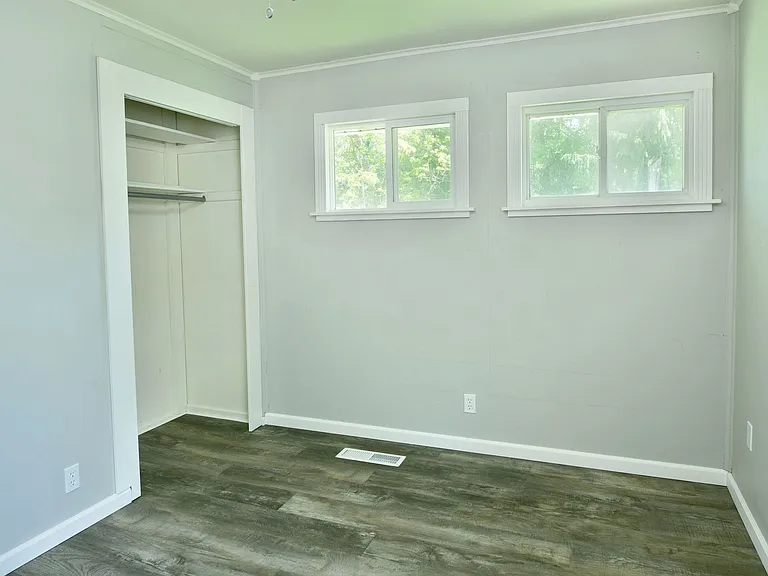 2344 Clearview Dr — Photo 26
