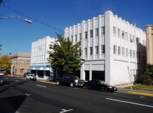 1022 SE Oak Ave, Roseburg, OR