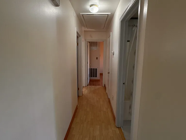 4902 Creek Dr — Photo 24