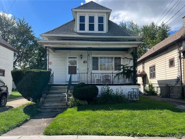 98 Freund St