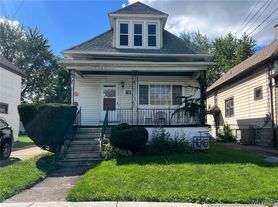 98 Freund St, Buffalo, NY