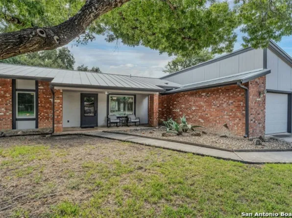 13123 Larkabbey St, San Antonio, TX 78233