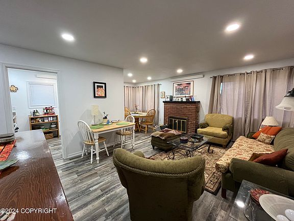 3rd image of 602 N 2nd St