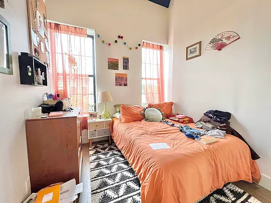 Rented by Doorway NYC, LLC | media 13