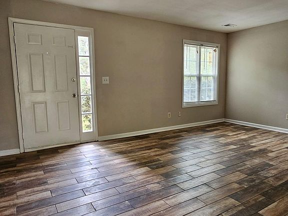 3rd image of 2624 Dorian Dr APT C