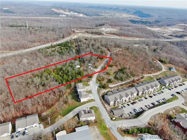 153 Fish Haven Rd, Lake Ozark, MO 65049