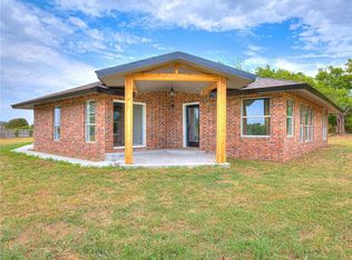 41703 Hazel Dell Rd, Shawnee, OK 74801