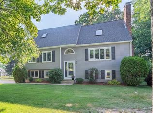 7 Wachusett Dr, Sutton, MA 01590