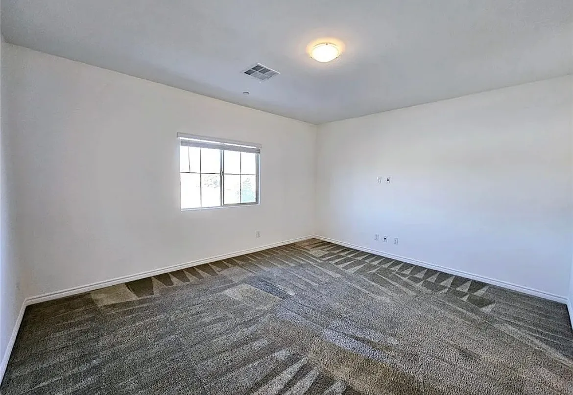 Building Photo - 790 Star Estates Ave