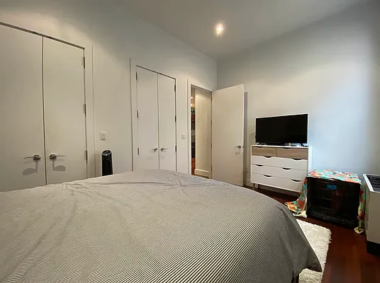 Rented by Oxford Property Group | media 19