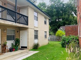 774 Acosta St, Jacksonville, FL