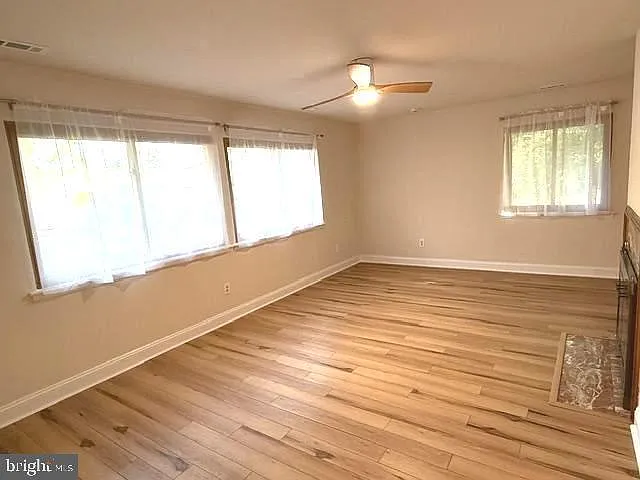 30 E Bluebell Ln — Photo 3