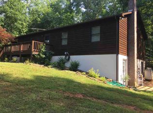422 Blackberry Ln, Ruckersville, VA 22968