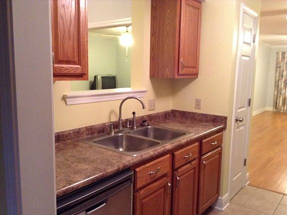 4th image of 116 Janet Dr