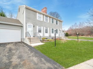 Strawberry Hills, Windsor, CT 06095