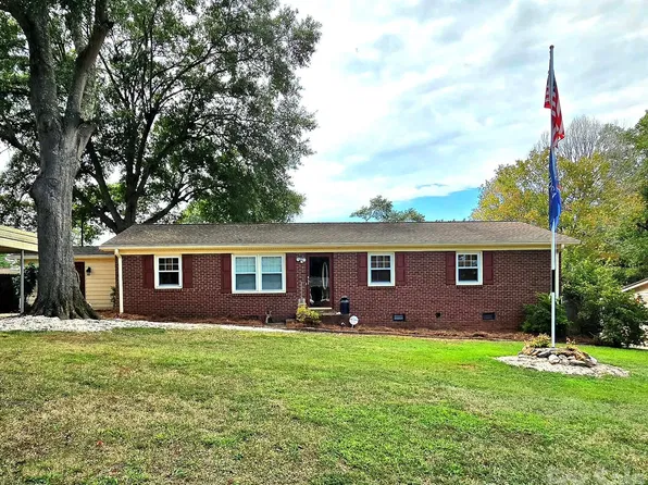 4107 Windwood Dr, Gastonia, NC 28056
