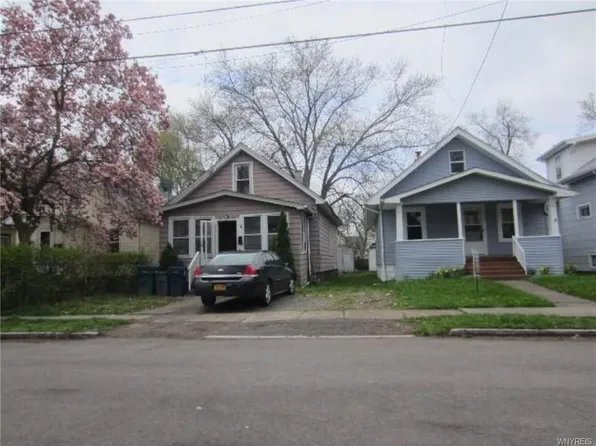 134 78th St, Niagara Falls, NY 14304