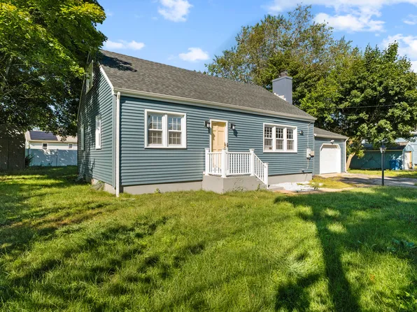 32 Dock Road, Montville, CT 06382