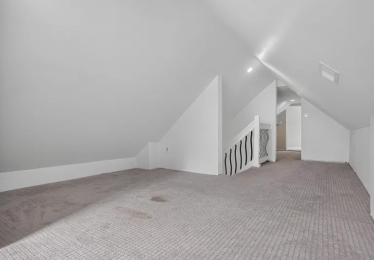 7818 Leland Rd — Photo 17