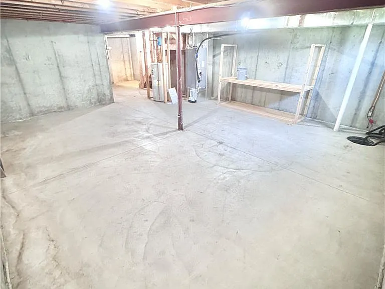 309 Maple Ct — Photo 23