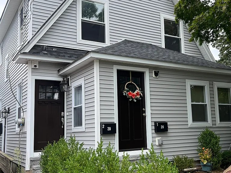 20 Van Dyke Pl #2 — Photo 1