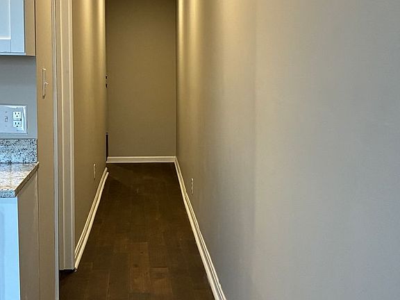4th image of 1018 Payne St