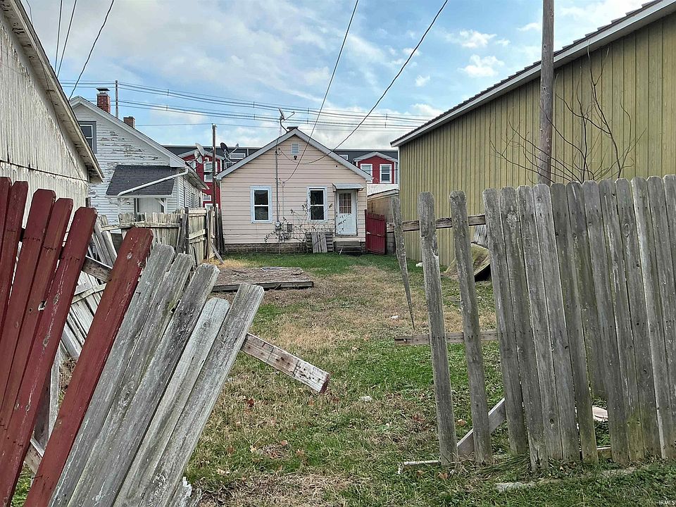 2nd image of 2204 N 5th Ave