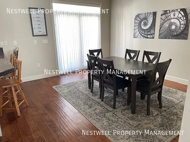 114 W Village Ln — Photo 8