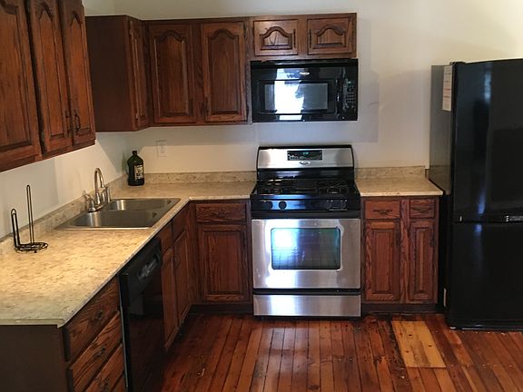 Amazing spacious kitchen 