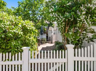 4 Franklin St APT 3, Provincetown, MA 02657