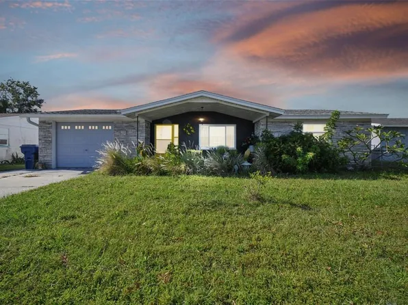 2617 Society Dr, Holiday, FL 34691