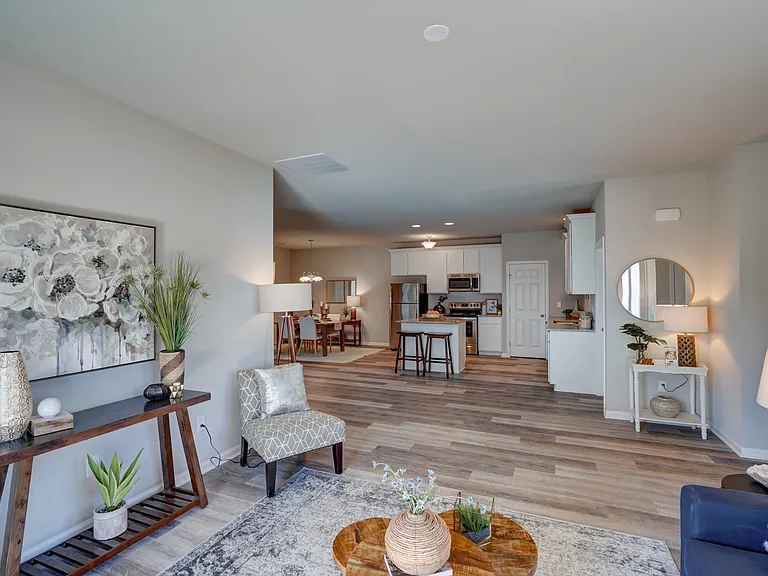 600 McKay Way — Photo 11