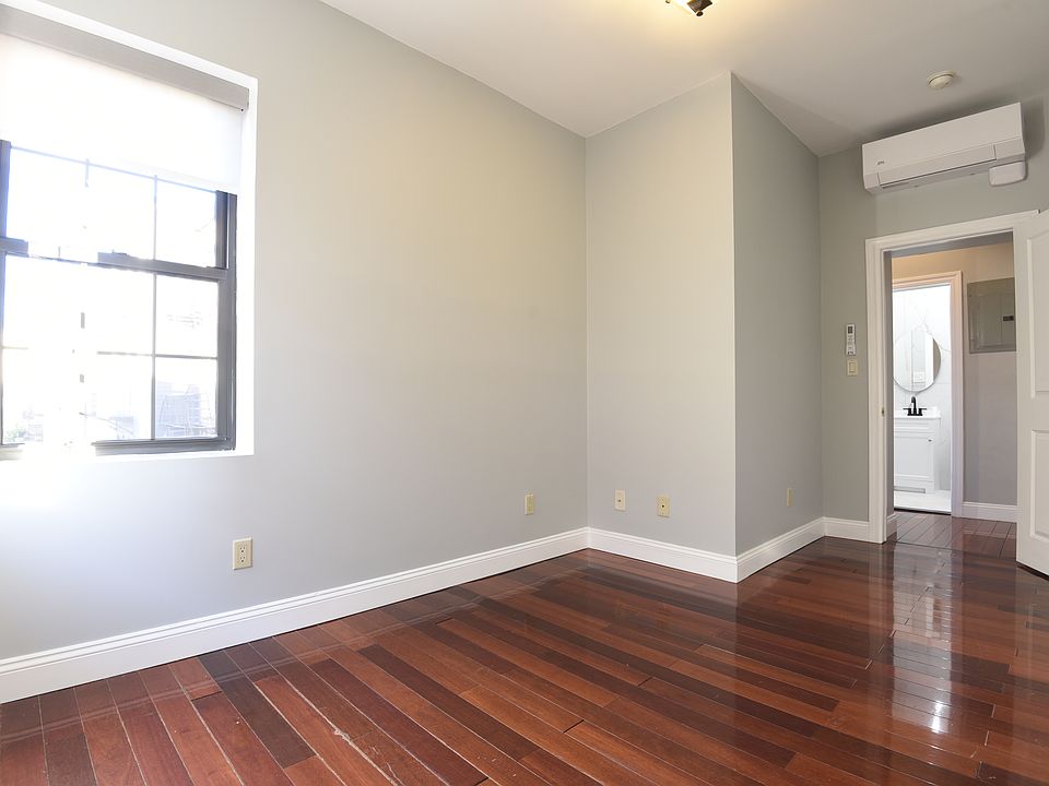 1st image of 606 Henry St #3B