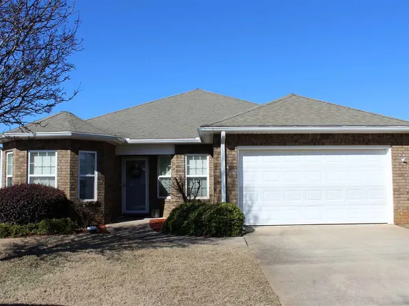 222 Pebble Beach Dr, Perry, GA 31069