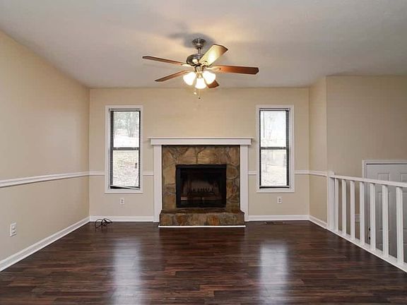 2nd image of 4031 Cindy Dr