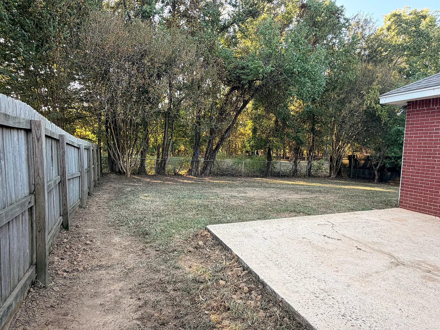 3651 Flynn Dr — Photo 2