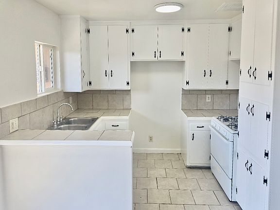 2nd image of 5950 Fulcher Ave APT 9