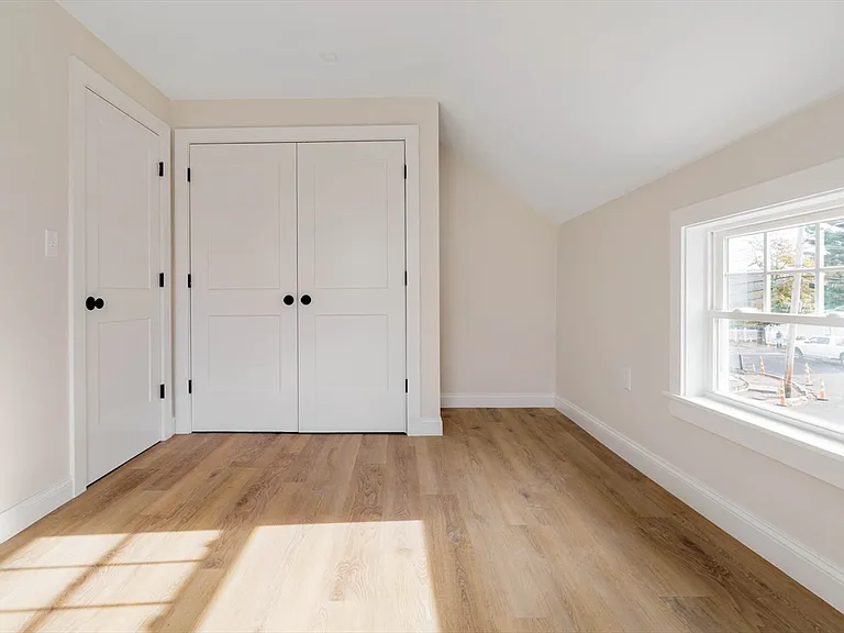 121 Fayette St #B — Photo 12
