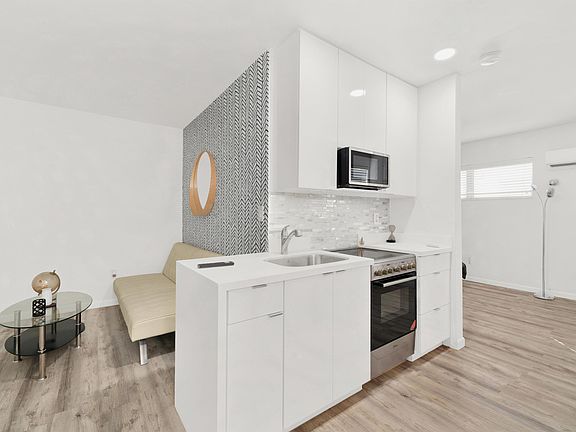 4th image of 7 Salamanca Ave #3