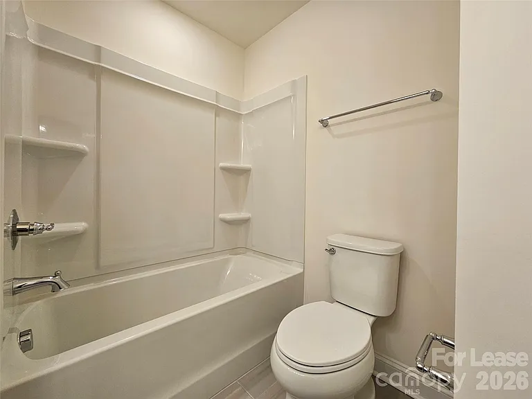 1027 S Point Rd — Photo 11