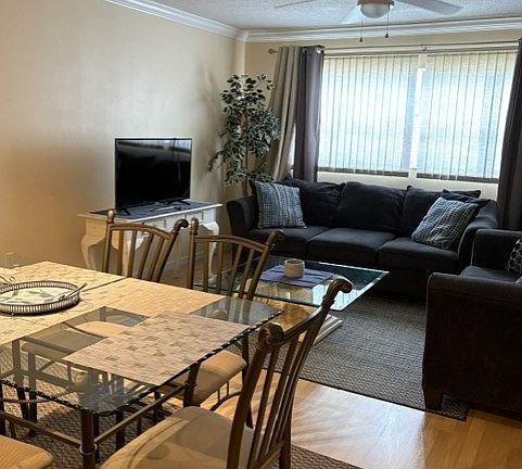 5th image of 245 Center Rd Unit 204