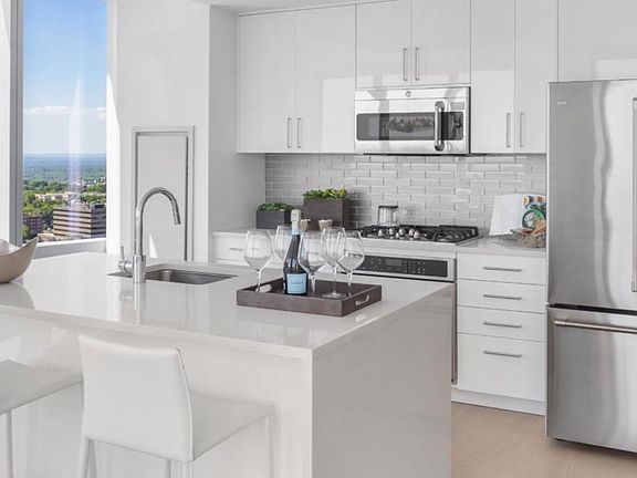 5th image of 109 Park Ave #100-39