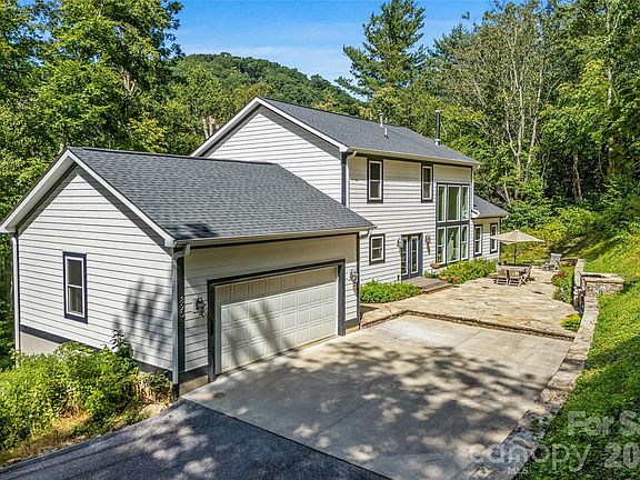 2nd image of 820 Merrills Cove Rd