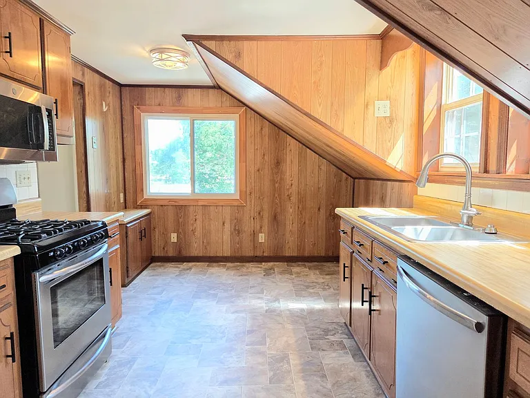 147 Lakemont Dr #B — Photo 7