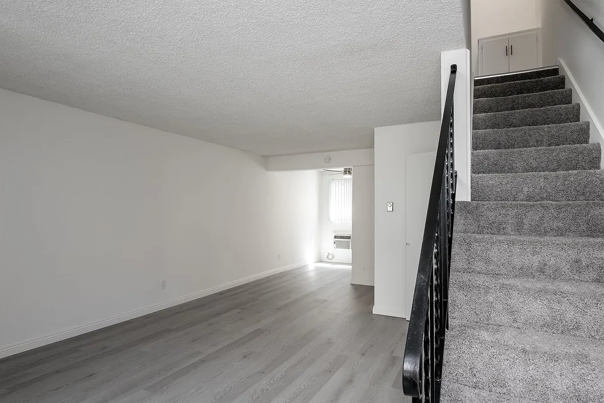 Building Photo - 216 Palmetto Dr