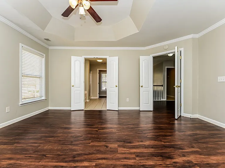 2808 Harcourt Dr — Photo 9