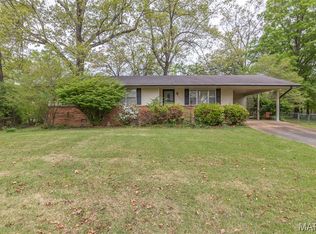 2601 Holly Hills Dr, Poplar Bluff, MO 63901