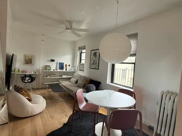 21-47 33rd Street image 2 of 5