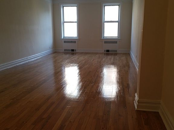 5th image of 6282 Saunders St APT 4D